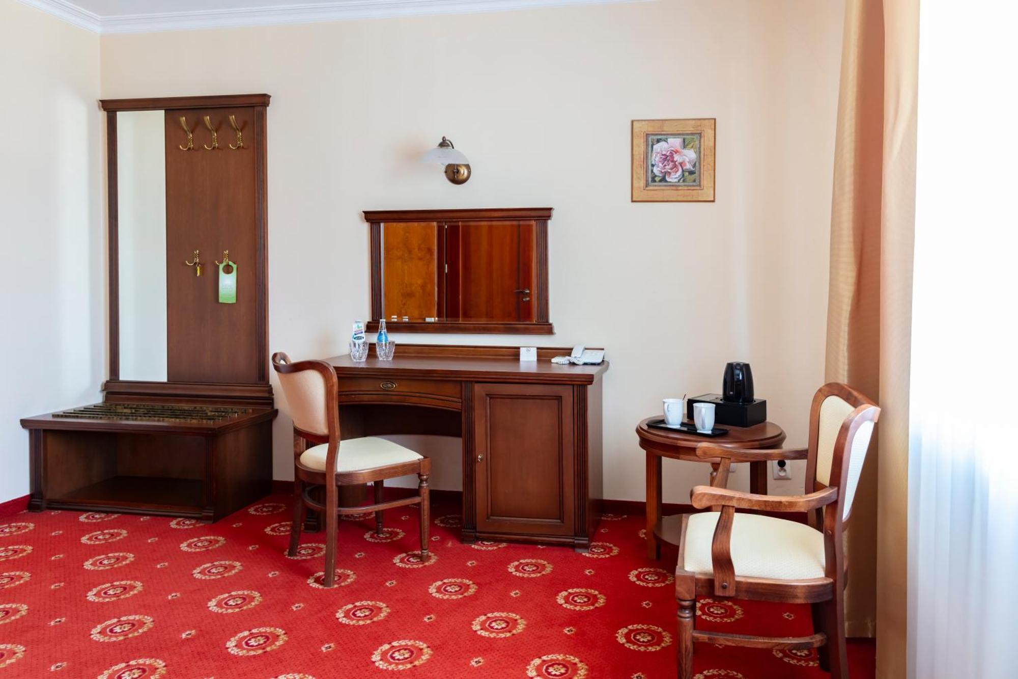 Hotel Arkadia Royal Warsaw Exterior photo