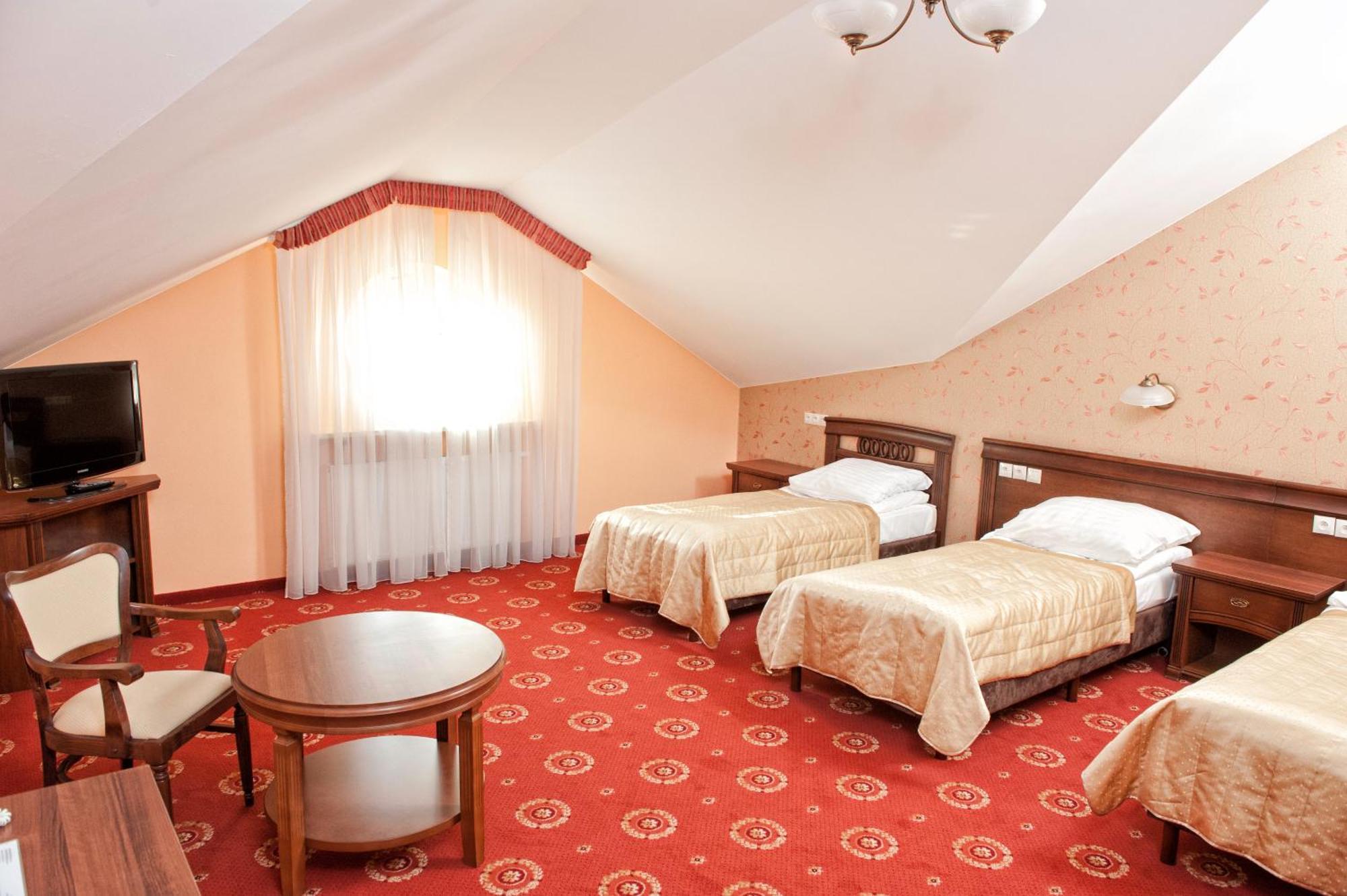 Hotel Arkadia Royal Warsaw Exterior photo